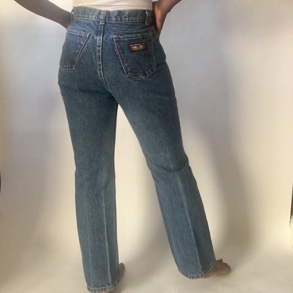 vintage levi bell bottom jeans